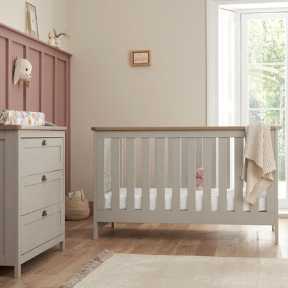 Tutti Bambini Verona 2 Piece Set with Cot Bed and Dresser Changer