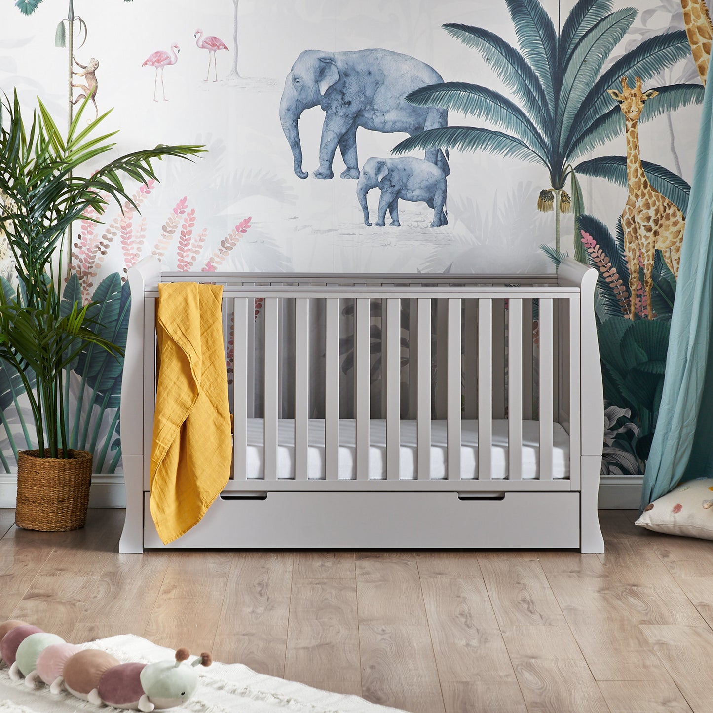 Obaby Stamford Classic Cot Bed