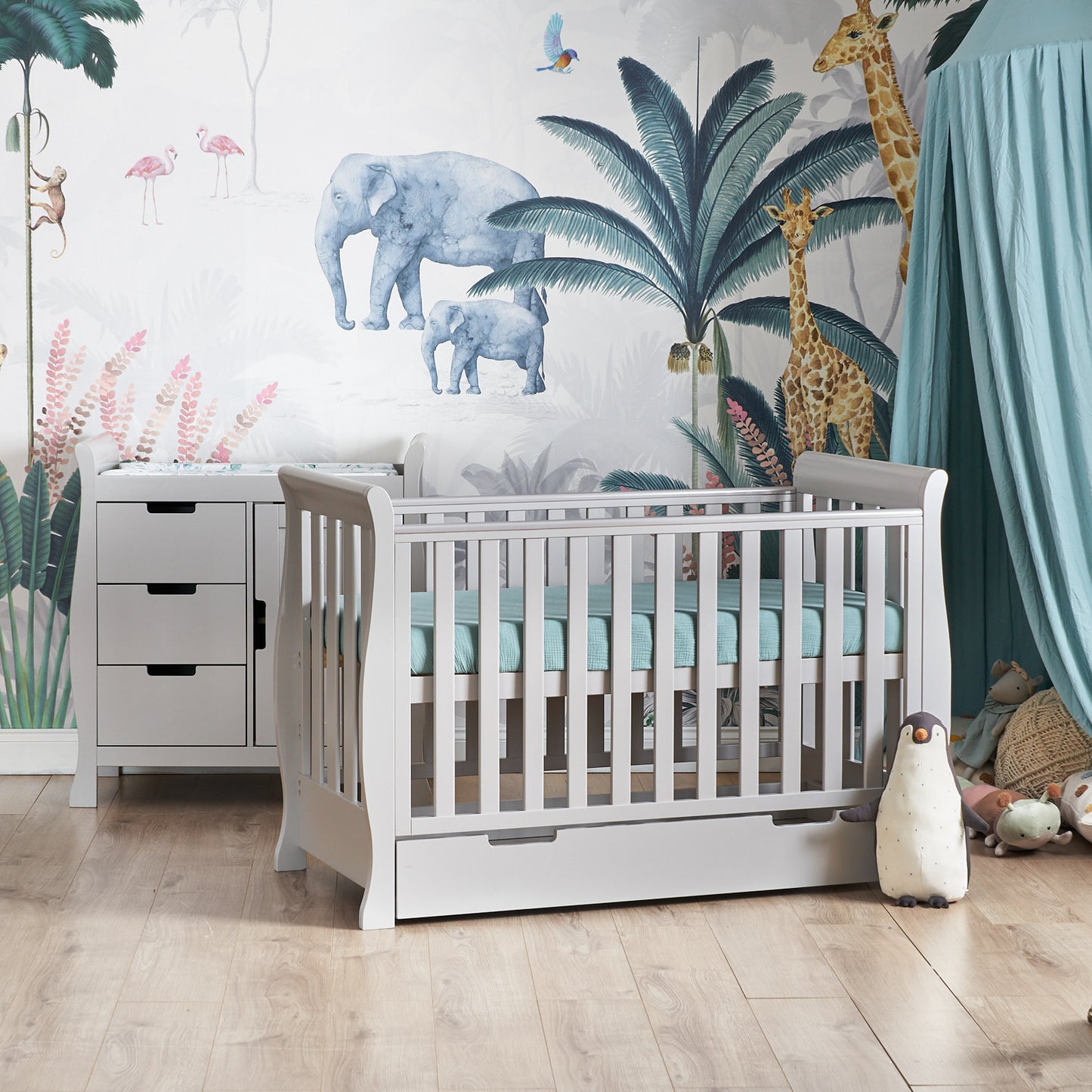 Obaby Stamford Mini 2 Piece Room Set with Cot Bed with Dresser Changer