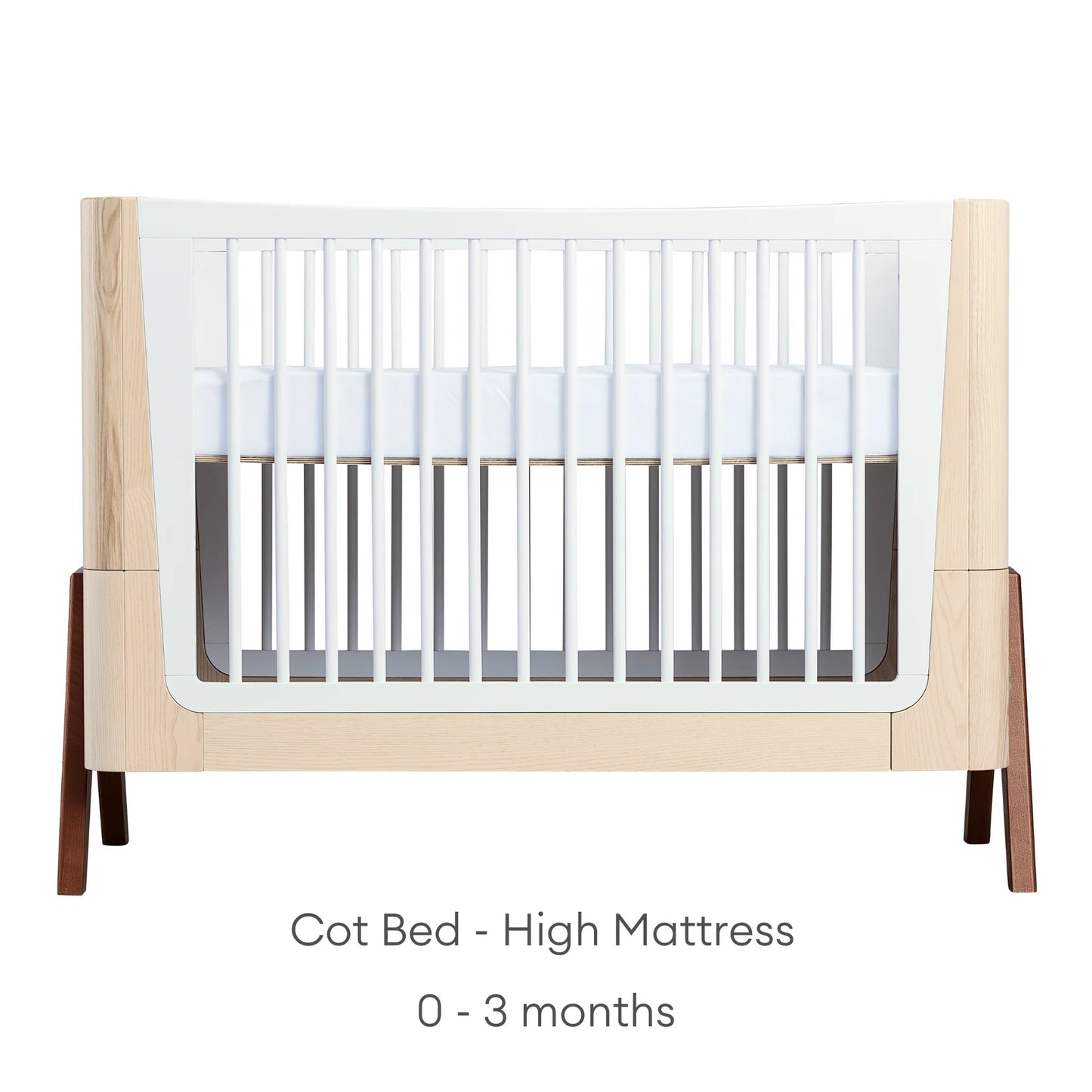 Gaia Baby Hera 3 Piece Set with Cot, Dresser and Changing Station