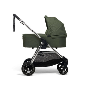 Mamas & Papas Flip XT3 Complete Kit With Cybex Cloud G and Base